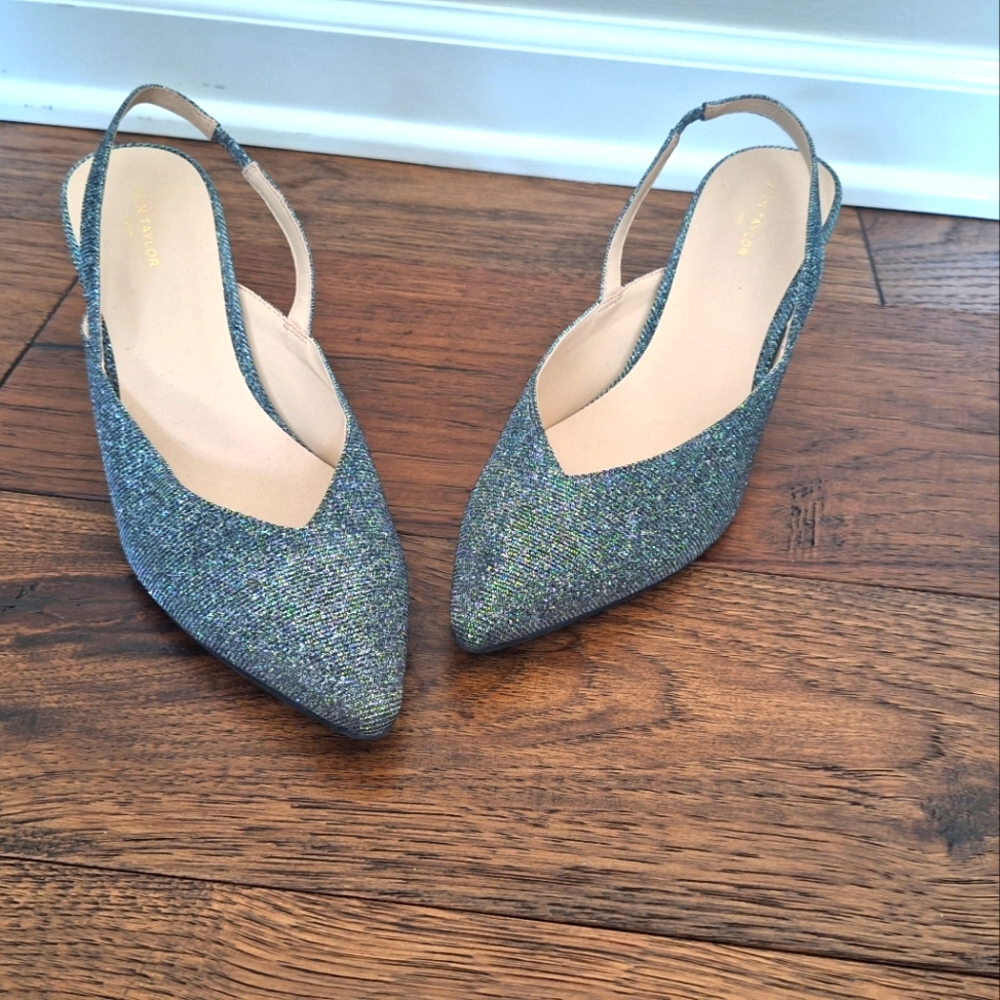 Ann Taylor Silver Shimmer Heels SZ 9.5